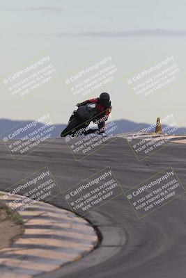 media/Sep-21-2025-Race Pace (Sun) [[98bf33ef95]]/Non Verified/1-Turns 9 and 10 (8am)/